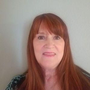 Meet your Posher, Connie